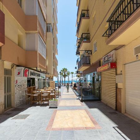 Malagasuite Fuengirola Pier Экстерьер фото