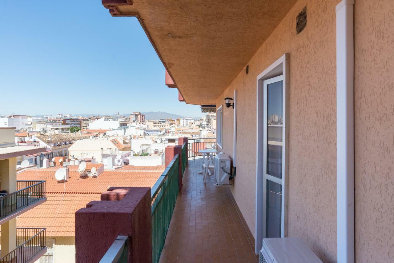 Malagasuite Fuengirola Pier Экстерьер фото
